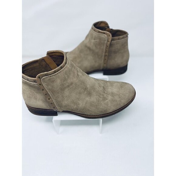 Euro soft booties tan beige zip side wore once Sz 10M - Picture 2 of 7